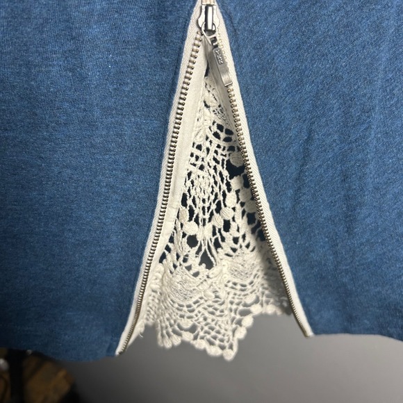 Soft Surroundings Blue Heathered Long Sleeve Tunic Top with Lace Detail M - Picture 4 of 4